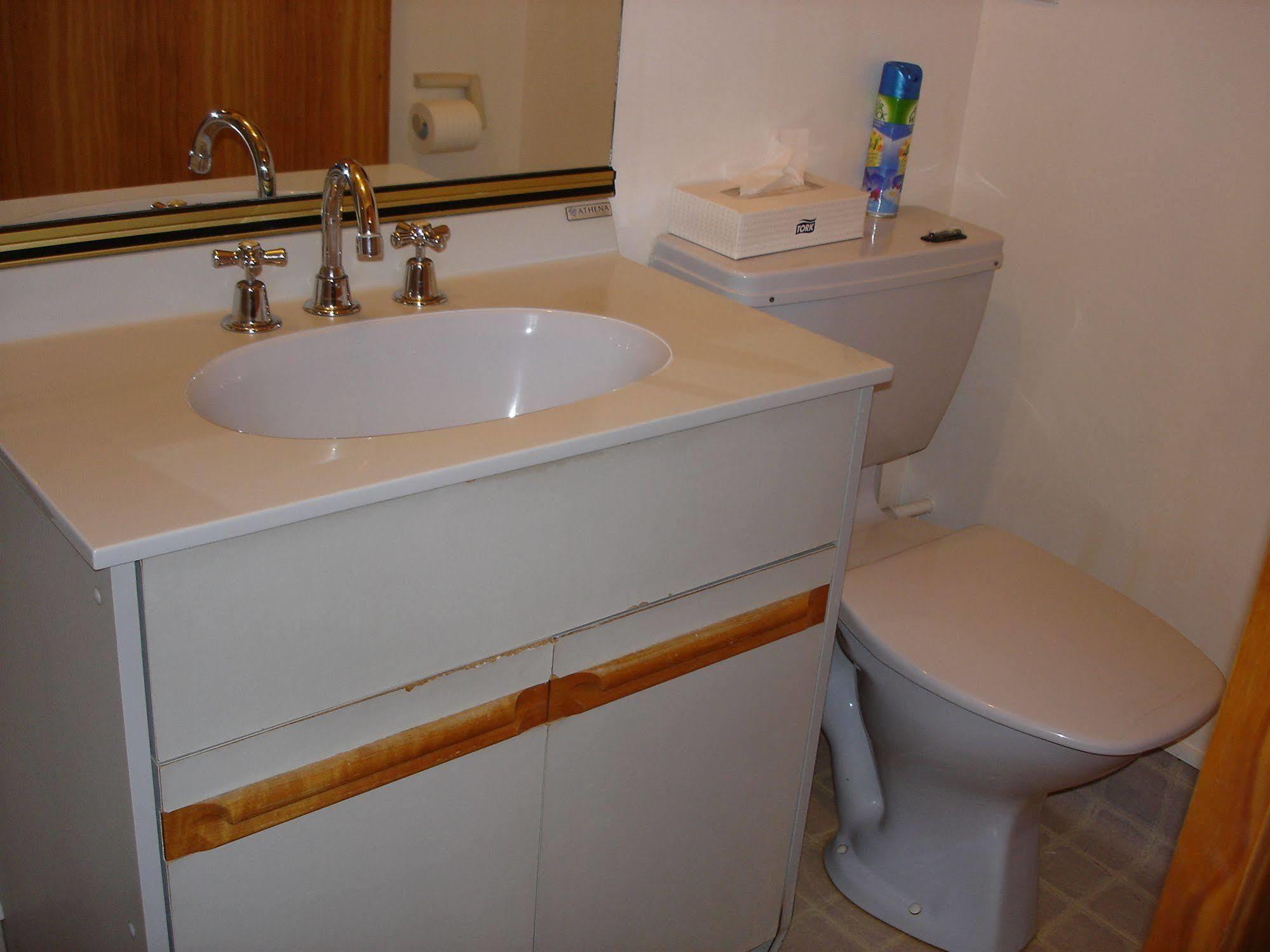 ולינגטו Adelaide Motel מראה חיצוני תמונה